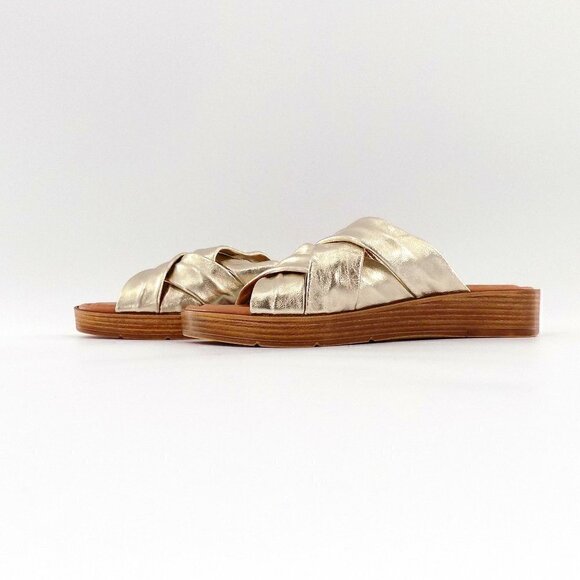 Bella Vita Wedge Slide Sandals Size 6.5 Gold Champagne Soft Nappa Leather Italy - Picture 6 of 9